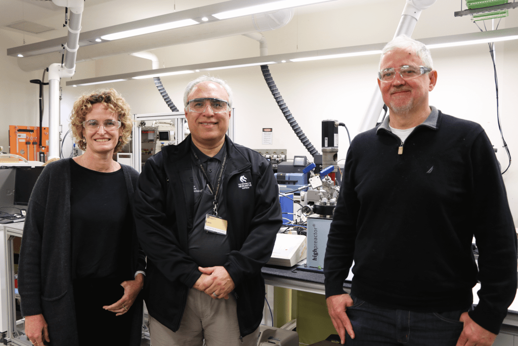 The HydGene team standing with Laureate Professor Behdad Moghtaderi in a University of Newcastle lab space. From L-R: Dr Louise Brown, HydGene CEO and Co-Founder, Laureate Professor Behdad Moghtaderi, Dr Robert Willows, HydGene Chief Scientific Officer and Co-Founder.